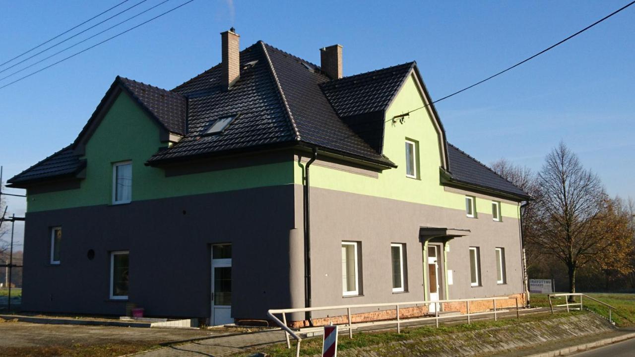 Hotel Borovec Sedlnice Exterior foto